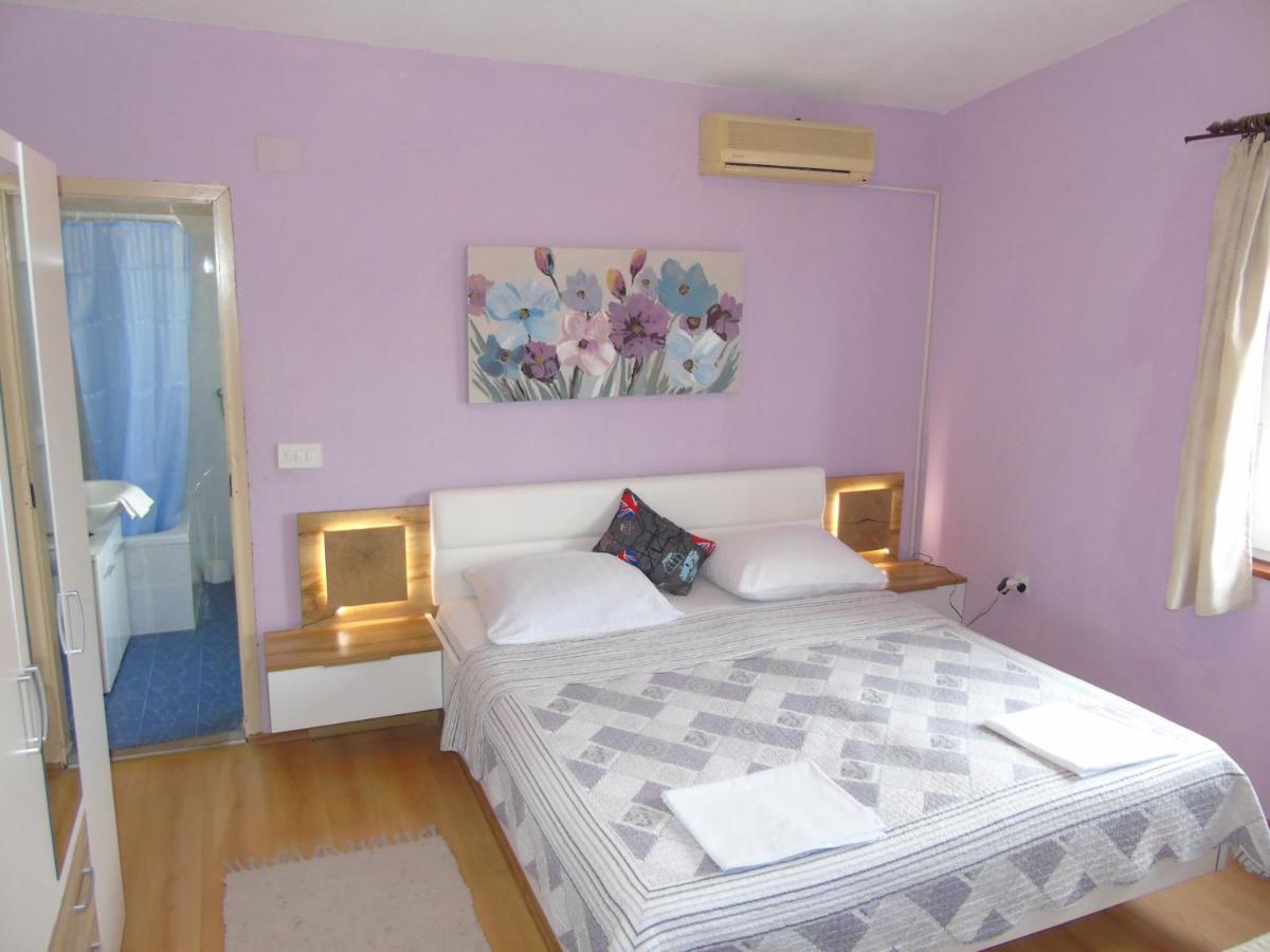 Apartments Kurilj Макарска Екстериор снимка