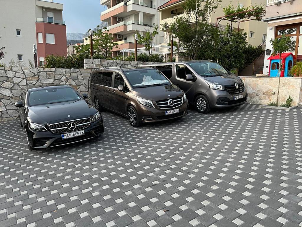 Apartments Kurilj Макарска Екстериор снимка