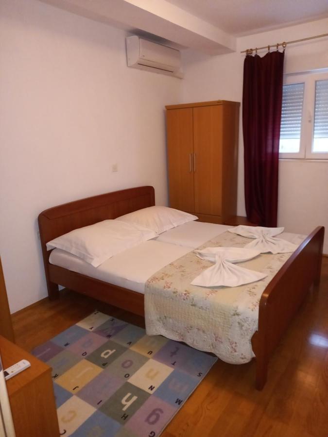Apartments Kurilj Макарска Екстериор снимка