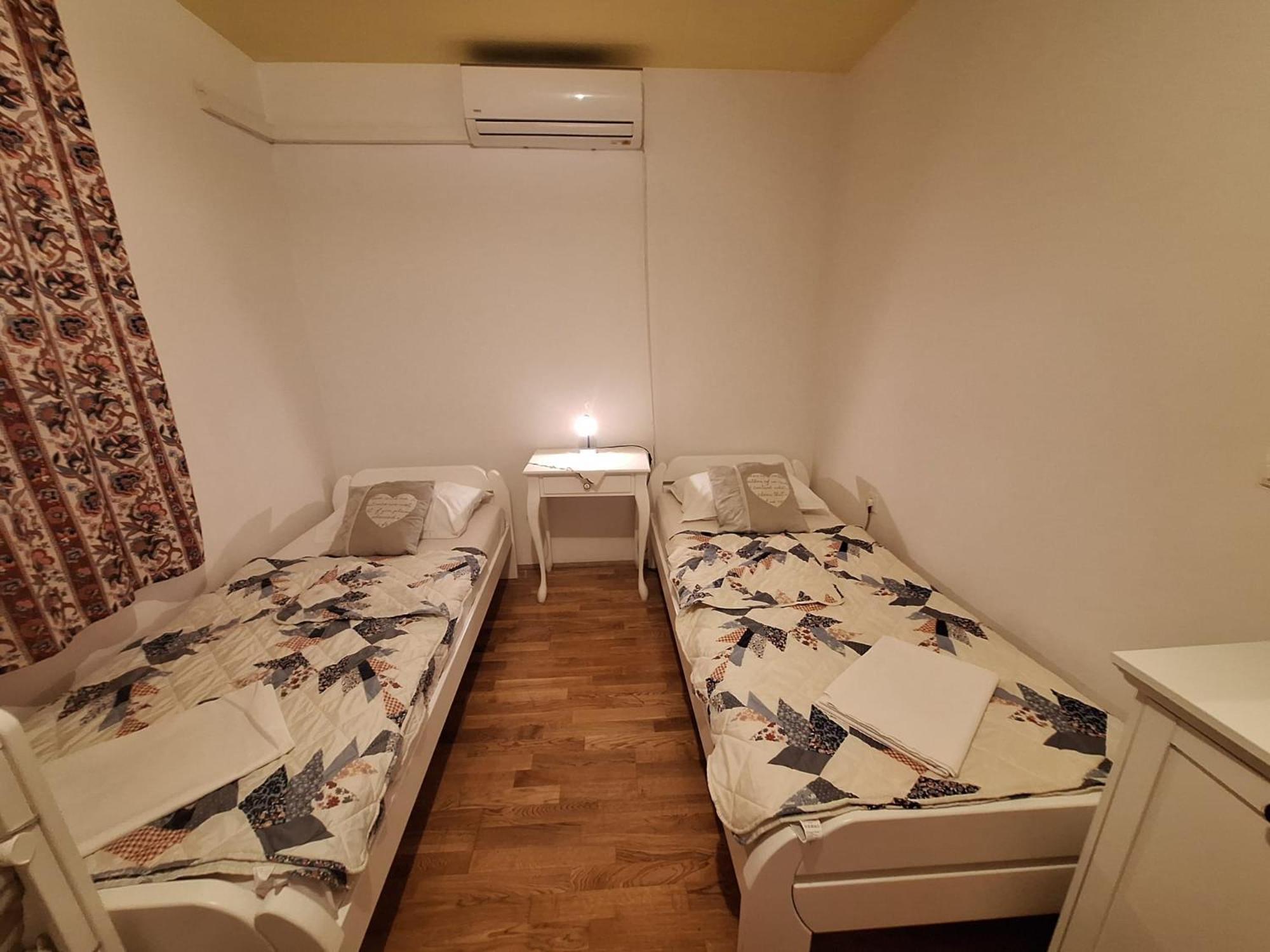 Apartments Kurilj Макарска Екстериор снимка