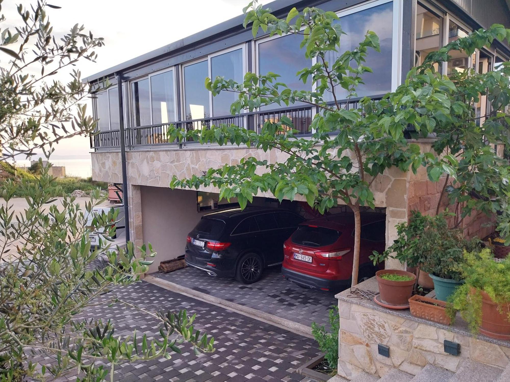 Apartments Kurilj Макарска Екстериор снимка