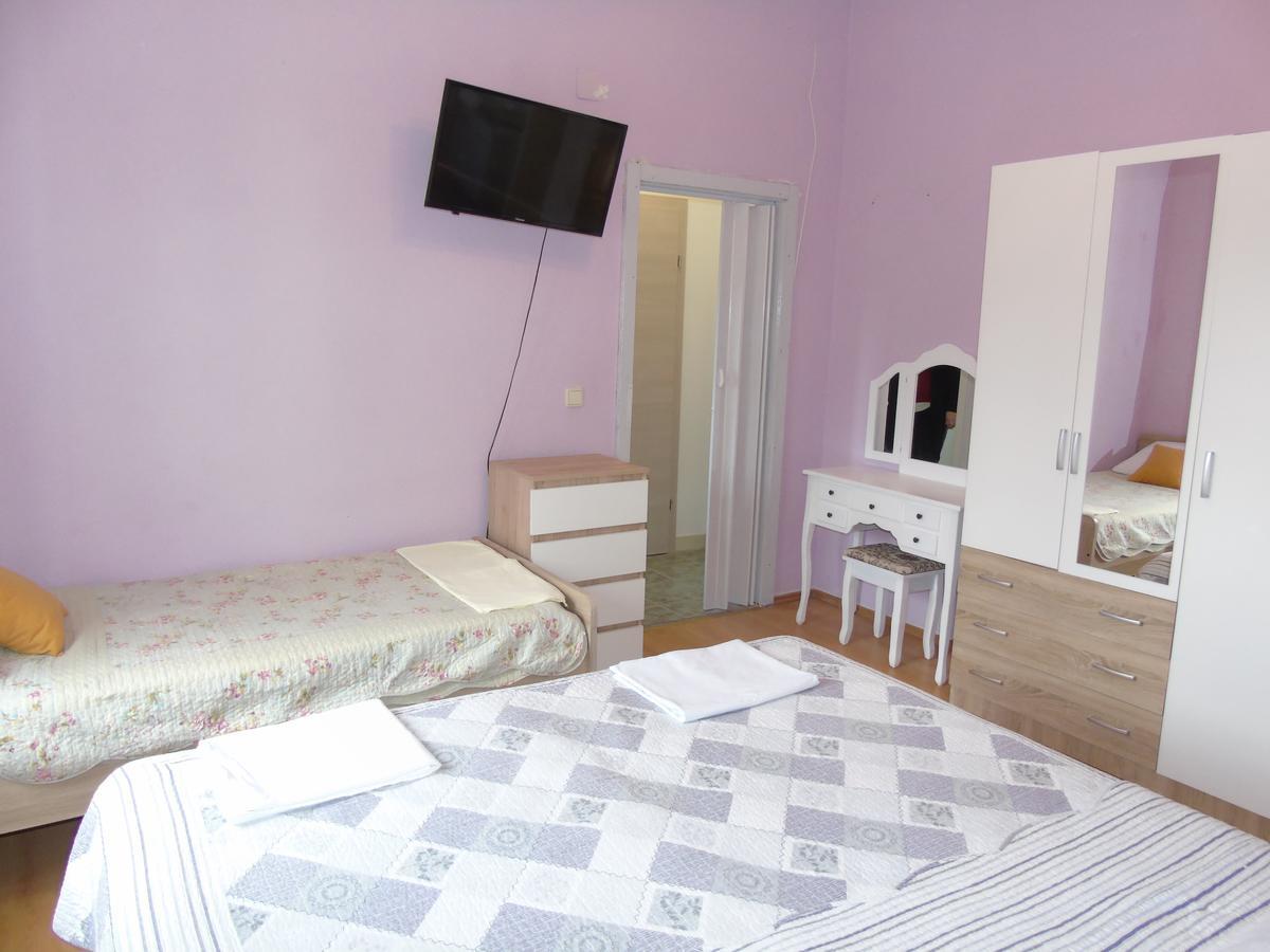 Apartments Kurilj Макарска Екстериор снимка