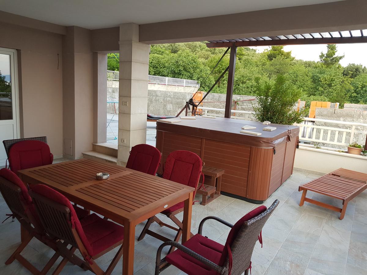 Apartments Kurilj Макарска Екстериор снимка